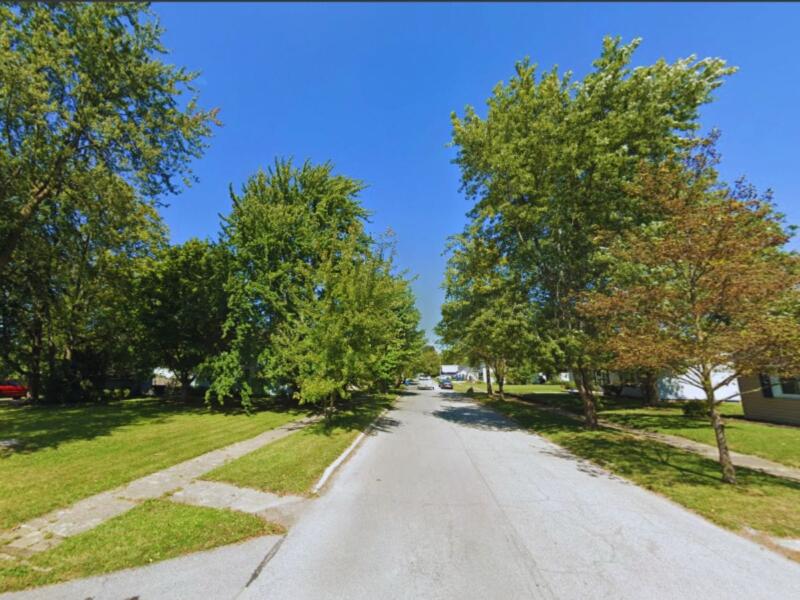 898 S California St, Sheridan, IN
