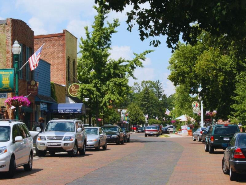 Looking north along Main Street, Zionsville, IN